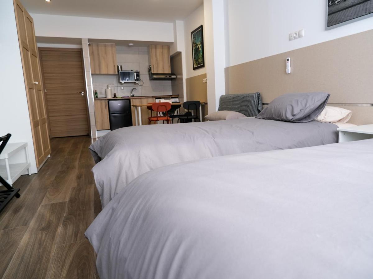 Alianza Suites Madrid Exterior photo