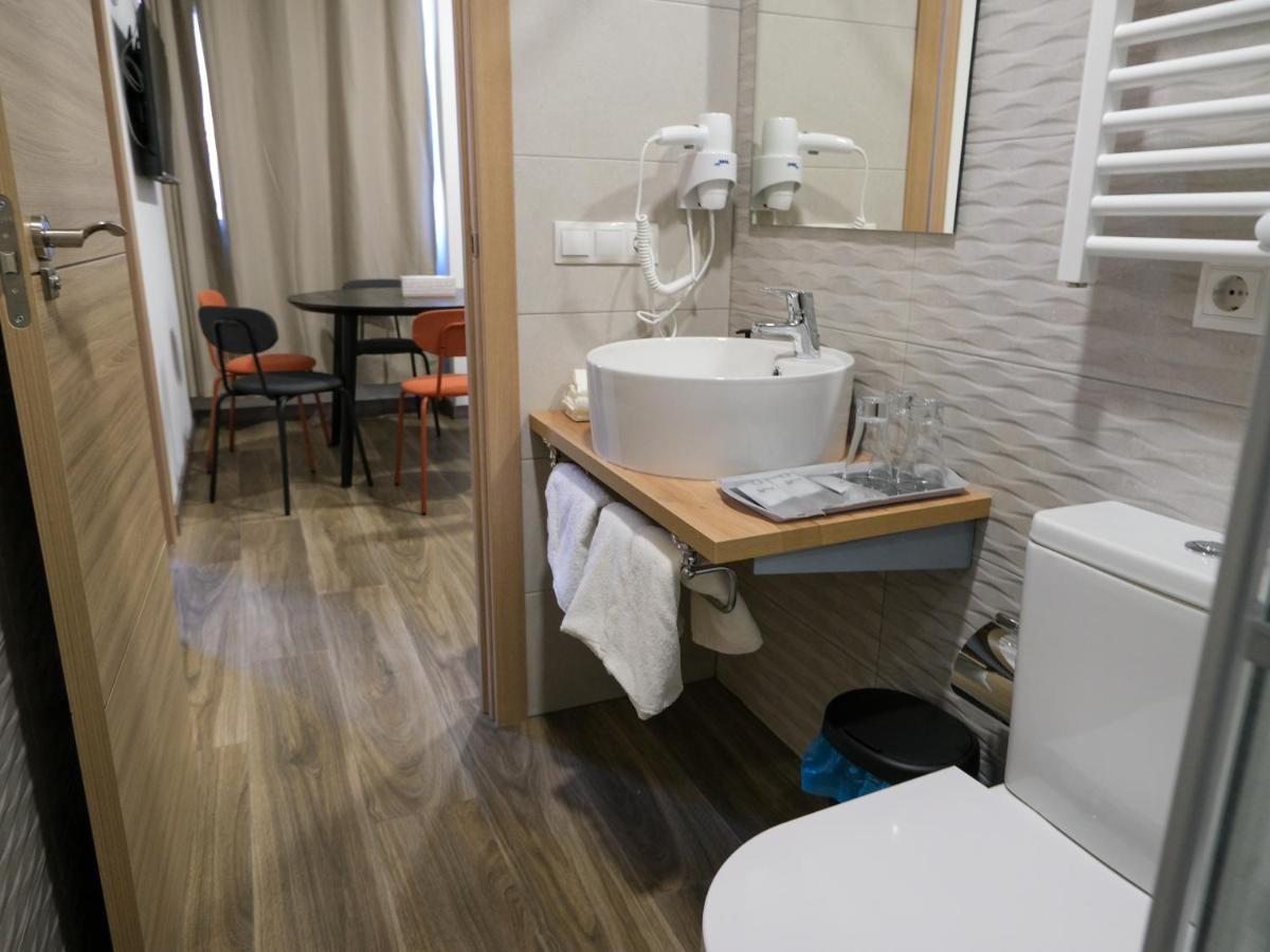 Alianza Suites Madrid Exterior photo