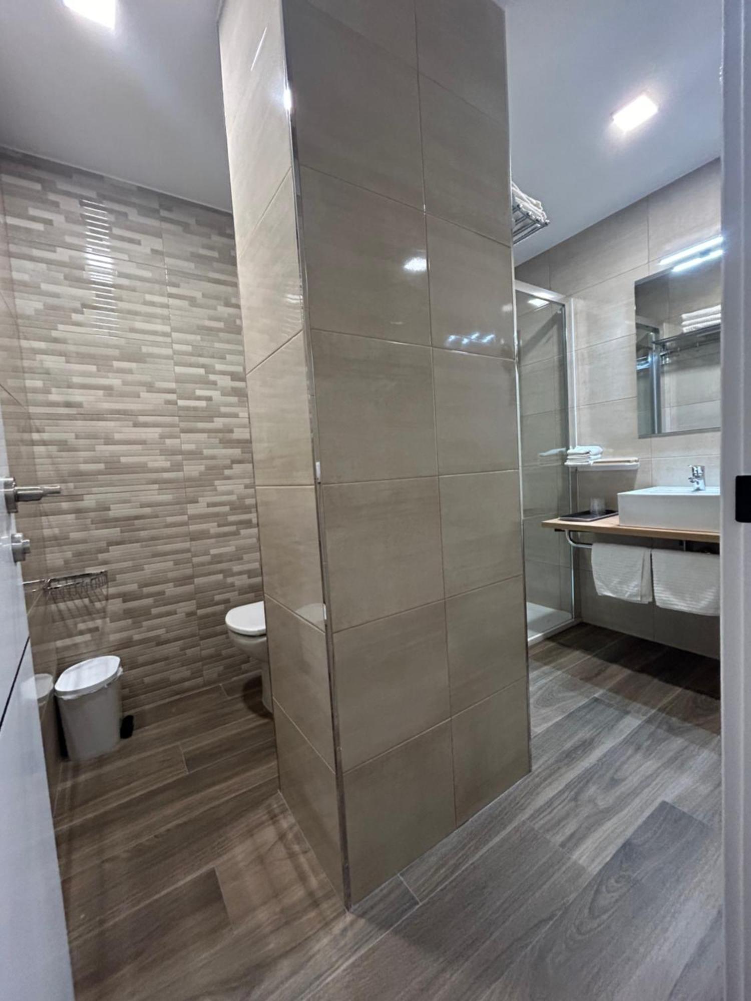 Alianza Suites Madrid Exterior photo